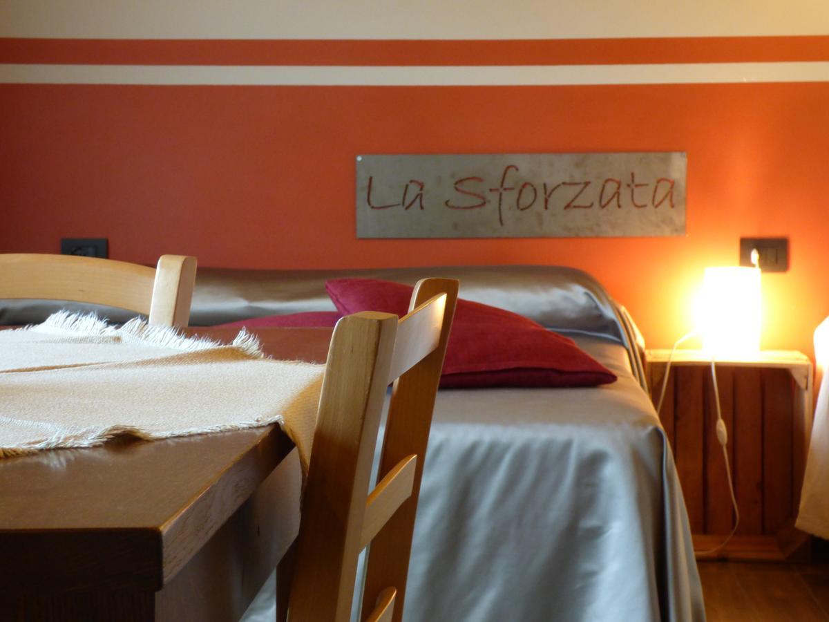 Agriturismo La Sforzata Колленьо Экстерьер фото